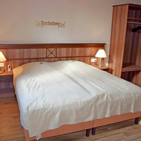 Gutshaus-Appartements mit Kamin, Sauna und Außenpool ***** Coldevitz Exterior foto